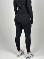 Fitted Legging — Black